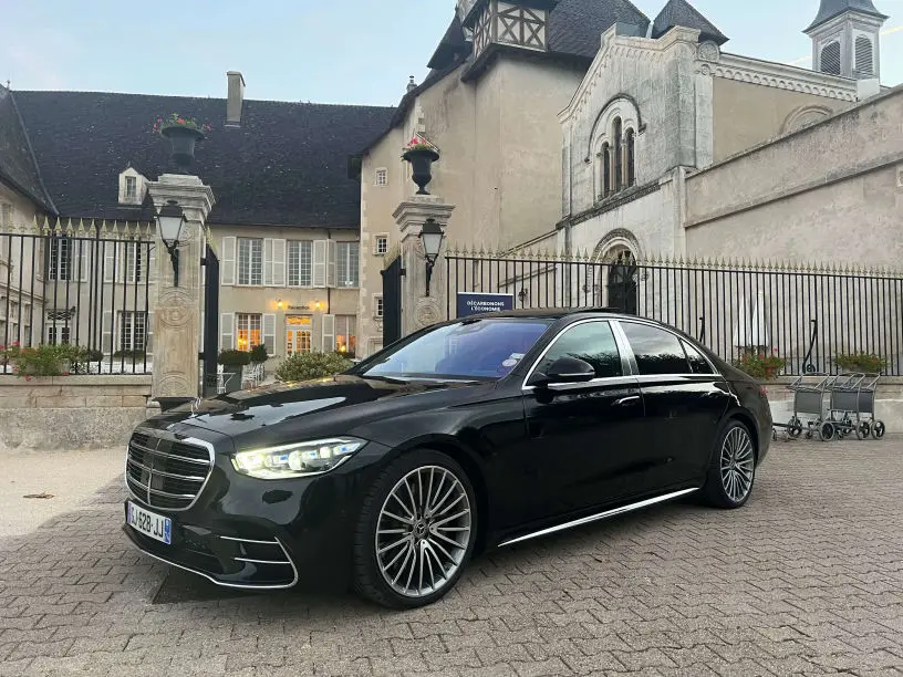 Luxor Prestige - Chauffeur privé Lyon - VTC Lyon Aéroport